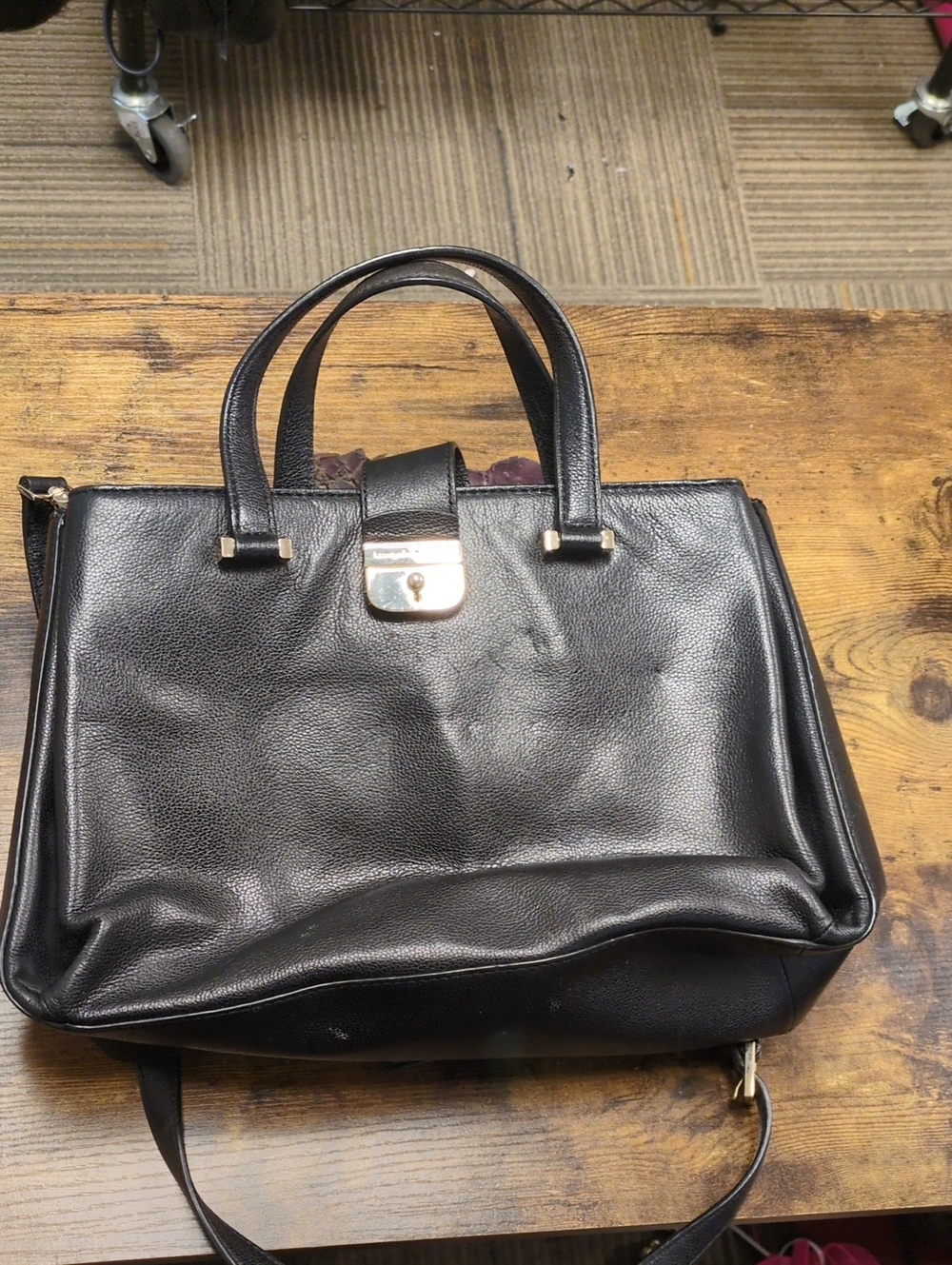 Kate Spade Black Leather Compartment Handbag